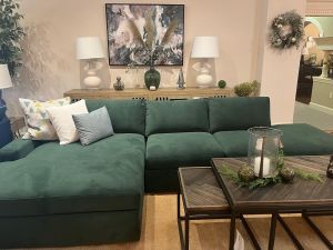Brand Spotlight: Jonathan Louis! Jonathan Louis is a national, fashion-forward furniture brand led by two hardworking visionaries with a dream that began decades ago: to create stylish furniture that was well-made and affordable! ✨ Stop by our showroom to see these beautiful sectionals by Jonathan Louis! 
#jonathanlouisfurniture #sectional #midcenturymodernfurniture #homedecor #livingroomdecor