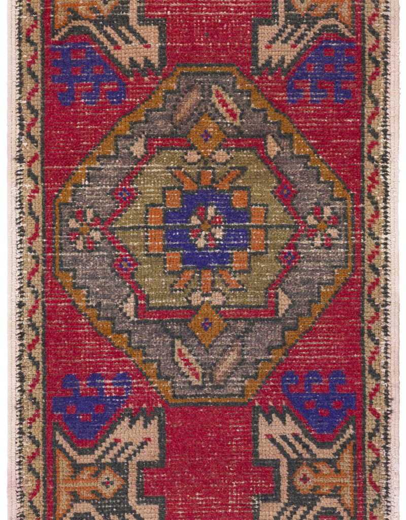 Surya One of A Kind 3'4 x 5'7 Rug