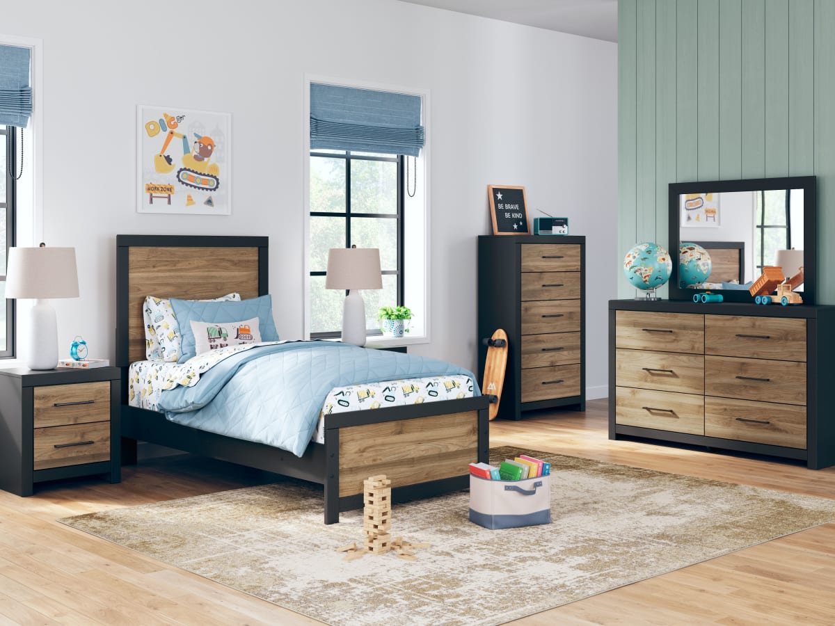 Vertani 6 Piece Panel Bedroom - Black/Honey Brown