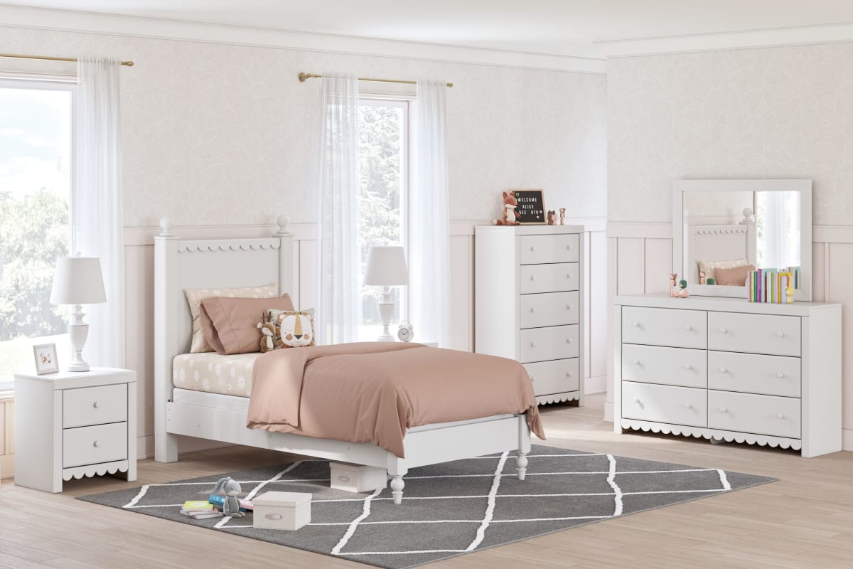 Mollviney Nightstand - White Mollviney Nightstand - White
