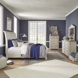 Farmhouse Reimagined - 4 Piece Bedroom Set (King Sleigh Bed, Dresser & Mirror, Chest) - Antique White / Chestnut Tops