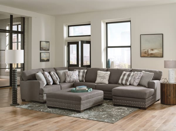 Crawford - 3 Piece Sectional With RSF Chaise, 10 Included Accent Pillows And Cocktail Ottoman