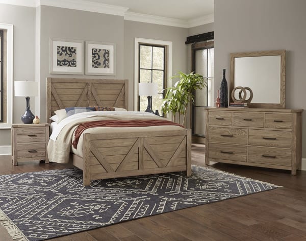 Highlands - Queen V-Panel Bed