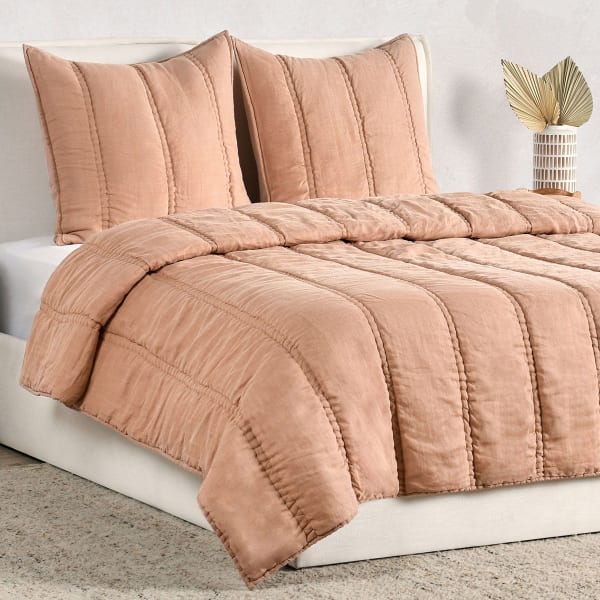 Rowen - 3 Piece Queen Quilt Set - Clay