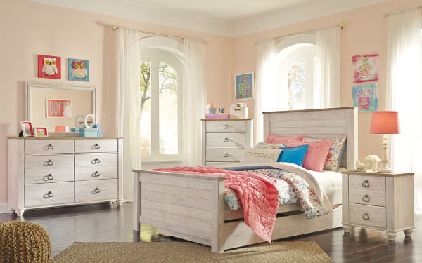 Willowton - Whitewash - 8 Pc. - Dresser, Mirror, Chest, Full Panel Bed with 1 Large Storage Drawer