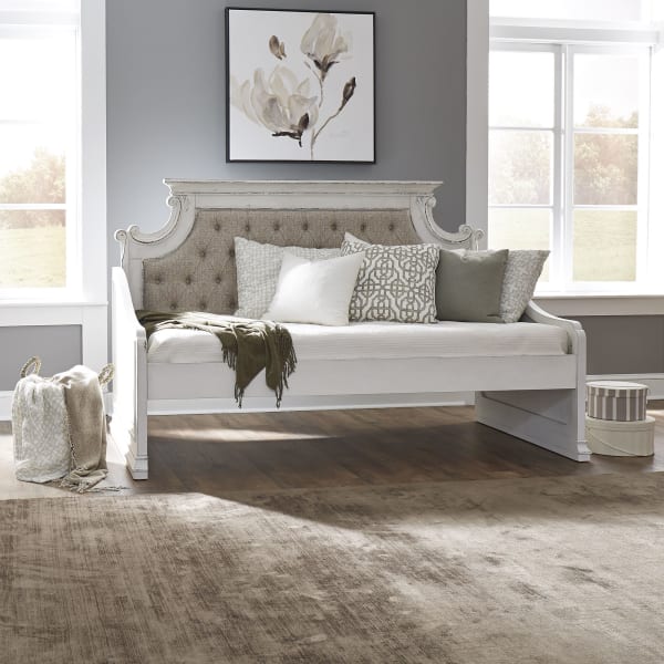 Magnolia Manor - Twin Daybed without Trundle - White