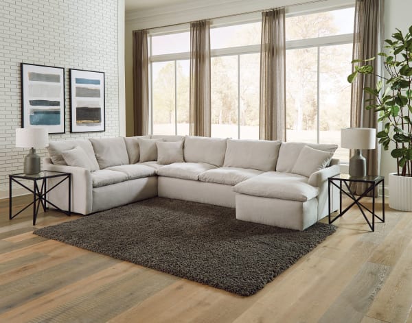 Harper - 3 Piece Sectional With RSF Chaise