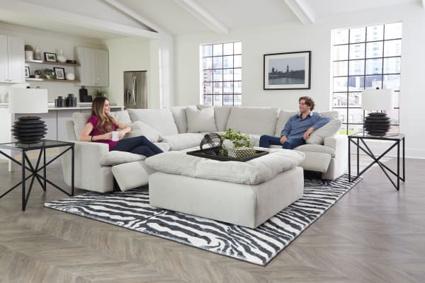 Stratus - 3 Piece Power Reclining Sectional With 3 Reclining Seats, Usb Charging Ports And Included Castered Cocktail Ottoman - Cement
