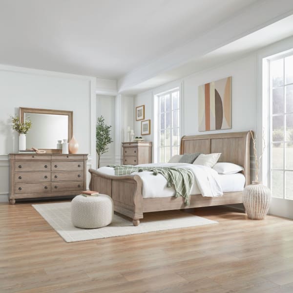Rustic Traditions - 4 Piece Bedroom Set (Queen Sleigh Bed, Dresser & Mirror, Chest) - Brown