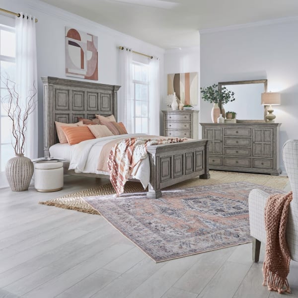 Big Valley - 4 Piece Bedroom Set (King Panel Bed, Dresser & Mirror, Chest) - Gray