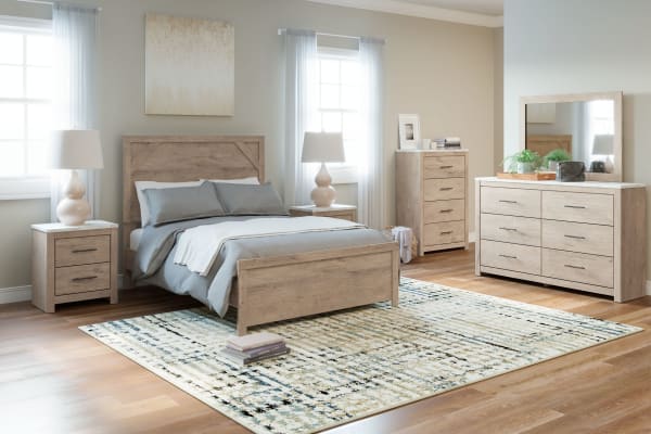 Senniberg - Light Brown / White - 6 Pc. - Dresser, Mirror, Full Panel Bed, 2 Nightstands