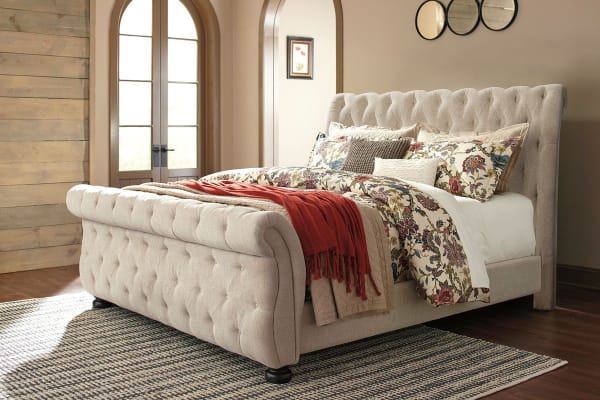 Willenburg - Linen - California King Upholstered Bed
