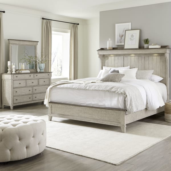 Ivy Hollow - 3 Piece Bedroom Set (Queen Mantle Bed, Dresser & Mirror) - White