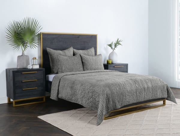 Bari - Velvet Queen Quilt - Sage