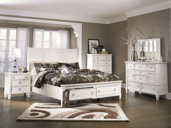 Prentice - White - 7 Pc. - Dresser, Mirror, Chest, California King Sleigh Bed with 2 Storage Drawers, Nightstand