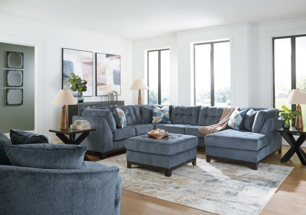 Maxon Place - Navy - 5 Pc. - 3-Piece Sectional With Raf Corner Chaise, Chair, Ottoman