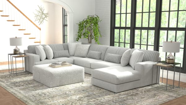 Logan - 3 Piece Sectional With Comfort Coil Seating And Included Cocktail Ottoman And 9 Accent Pillows (Right Side Facing Chaise) - Moonstruck