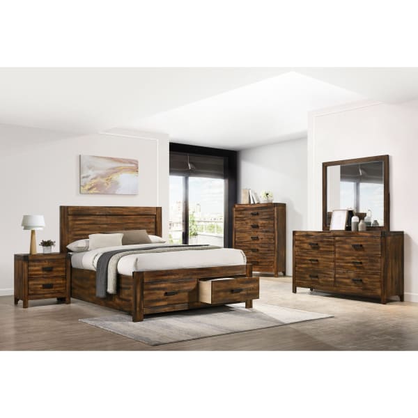 Warner - King 5 Piece Platform Storage Bedroom Set - Chestnut