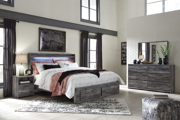 Baystorm - Gray - 7 Pc. - Dresser, Mirror, King Panel Bed with 2 Storage Drawers, Nightstand