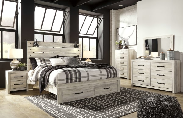 Cambeck - Whitewash - 7 Pc. - Dresser, Mirror, King Panel Bed With 2 Storage Drawers, 2 Nightstands