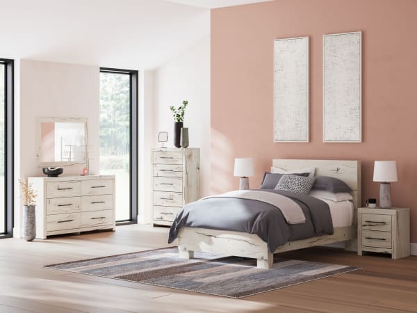 Lawroy - Light Natural - 8 Pc. - Dresser, Mirror, Chest, Full Panel Bed, 2 Nightstands