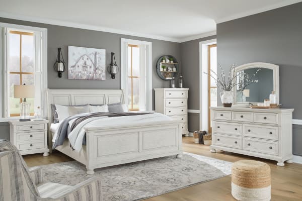 Robbinsdale - Antique White - 8 Pc. - Dresser, Mirror, Chest, King Sleigh Bed, 2 Nightstands