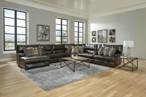Como - 7 Piece Italian Leather Match Power Reclining Sectional With 2 Lay Flat Reclining Seats And LSF Chaise - Chocolate