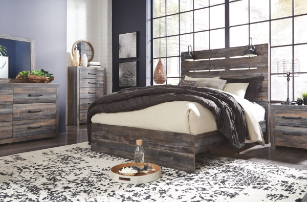 Drystan - Brown / Beige - 7 Pc. - Dresser, Mirror, Queen Panel Bed, 2 Nightstands