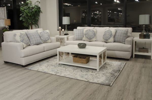 Newberg - Loveseat - Platinum - 39'