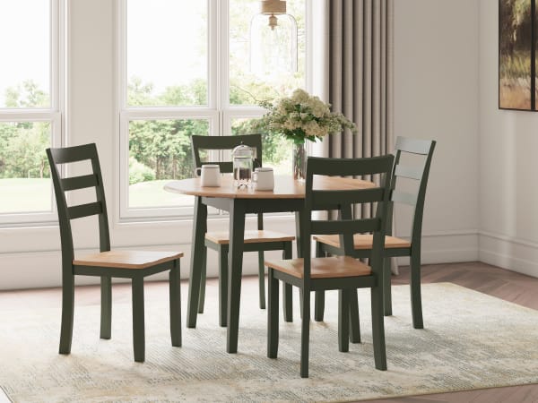 Gesthaven - Natural / Green - 5 Pc. - Round Dining Room Drop Leaf Table, 4 Side Chairs