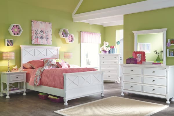 Kaslyn - White - 8 Pc. - Dresser, Mirror, Chest, Full Panel Bed, 2 Nightstands