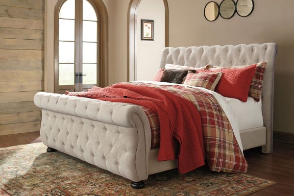 Willenburg - Linen - Queen Upholstered Bed