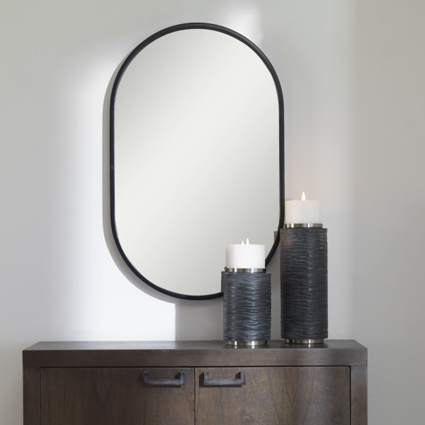 Varina - Minimalist Oval Mirror - Black