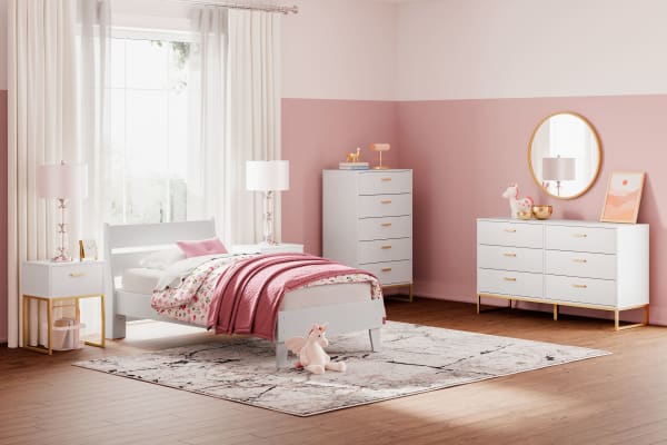 Socalle - Two-Tone - 5 Pc. - Dresser, Twin Panel Platform Bed, 2 Nightstands