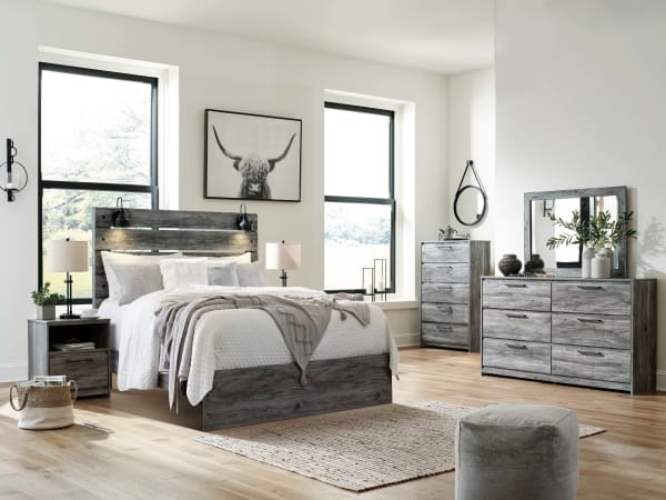 Baystorm - Gray - 7 Pc. - Dresser, Mirror, Queen Panel Bed, 2 Nightstands