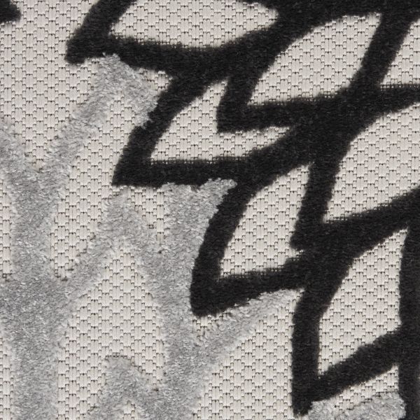 Nourison Home Aloha Black White