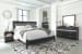 Starberry - Black - 7 Pc. - Dresser, Mirror, Chest, King Panel Bed, 2 Nightstands