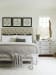 Oyster Bay - Sag Harbor Tufted Upholstered Bed 5/0 Queen - Pearl Silver