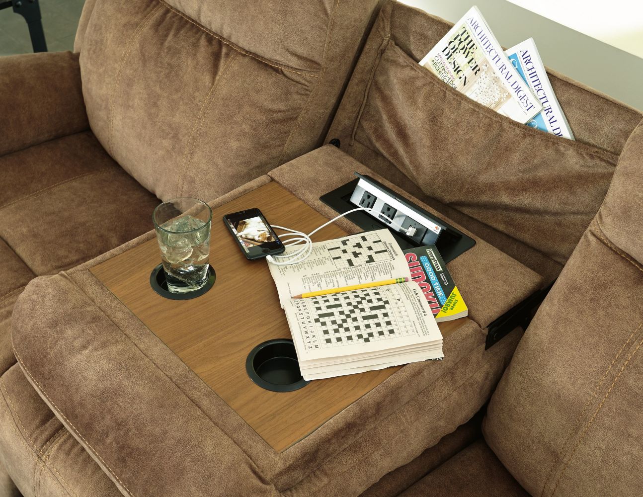 Huddle-up – Nutmeg – Rec Sofa W/Drop Down Table 8230489