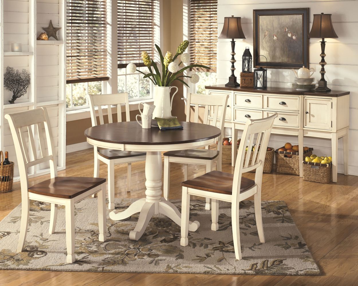 Whitesburg – Brown / Cottage White – Dining Room Side Chair (Set of 2) D583-02