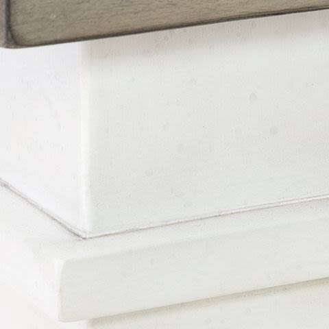 Nollicott – Whitewash / Light Gray – Rectangular Dining Room Butterfly Extension Table D597-35