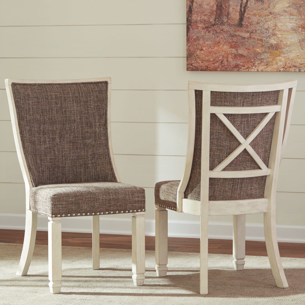 Bolanburg – Brown / Beige – Dining Uph Side Chair (Set of 2) – Lattice Back D647-02