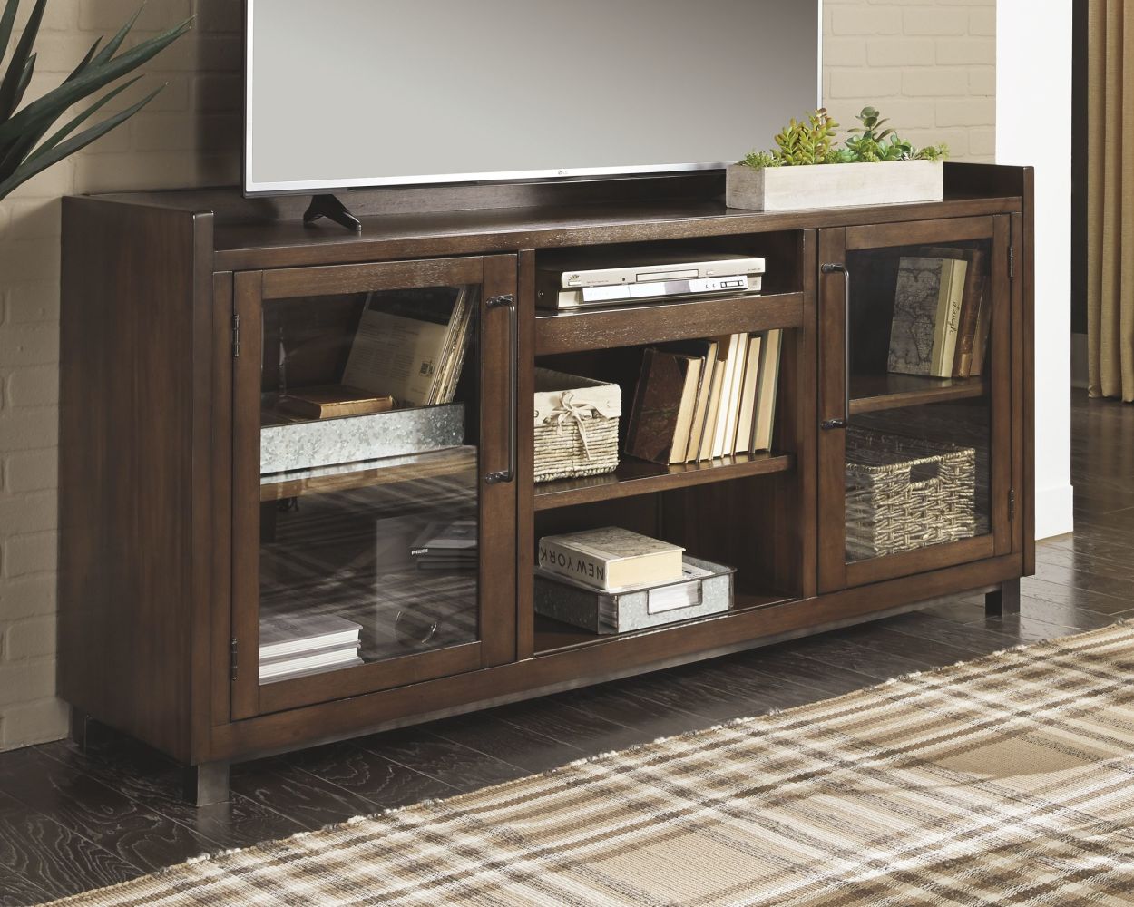Starmore – Brown – Xl TV Stand W/Fireplace Option W633-68