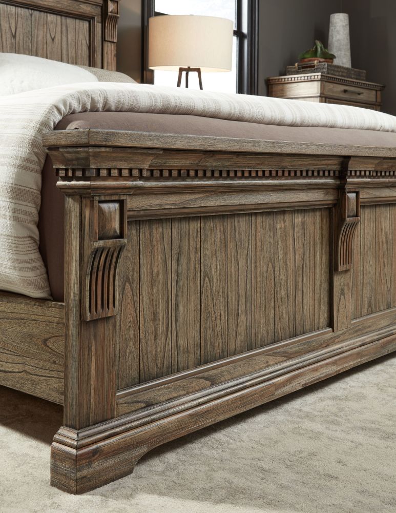 Markenburg – Brown – 8 Pc. – Dresser, Mirror, Chest, King Panel Bed, 2 Nightstands B770/31/36/46/58/56/97/93(2)