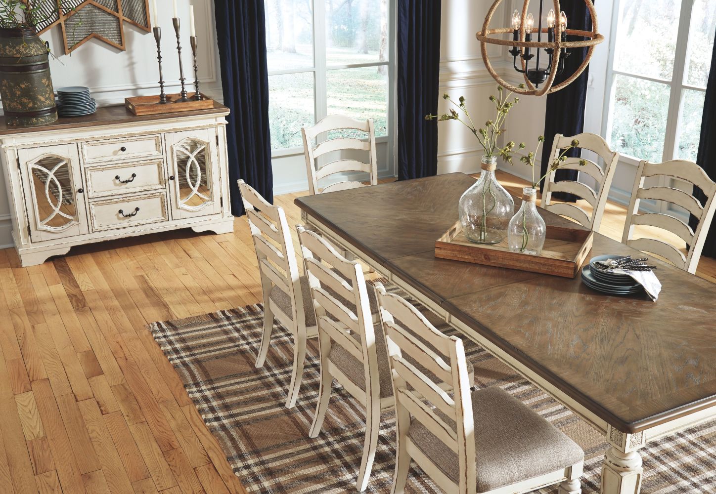 Realyn – Chipped White – Rectangular Dining Room Extension Table D743-45