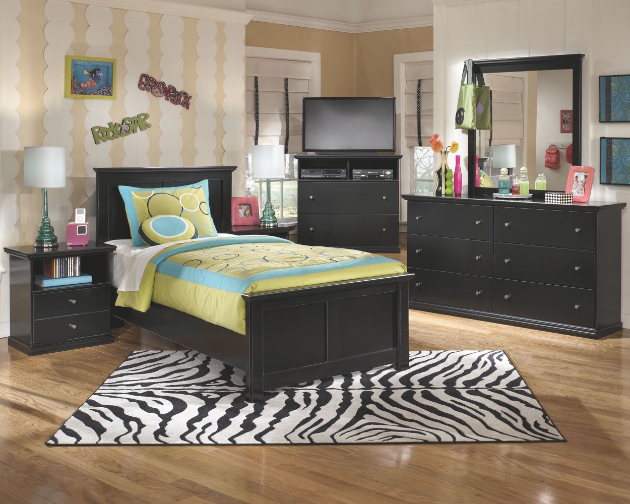 Maribel – Black – Six Drawer Dresser B138-31
