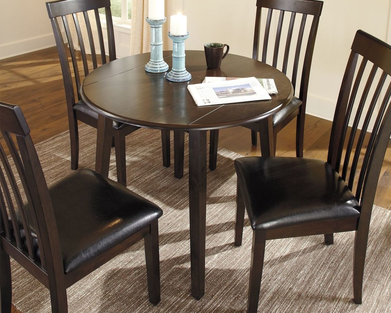Hammis – Dark Brown – 3 Pc. – Drop Leaf Table, 2 Upholstered Side Chairs D310/15/01(2)