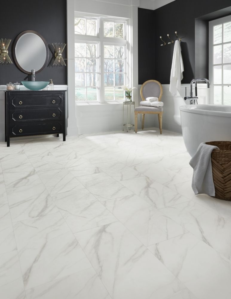 Adura®max Tile Mannington  MAR White withBeige MAR121
