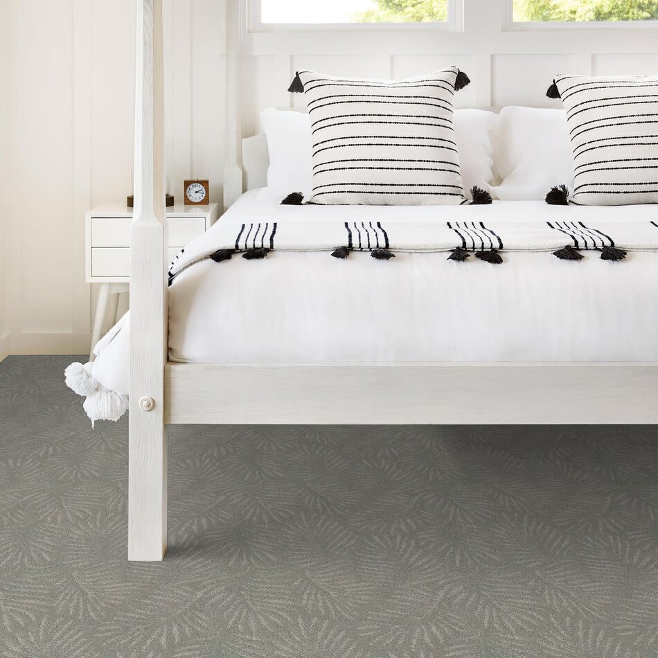 First In Class Lasting Luxury  ALWAYS SILVER LL_00553_Z6798