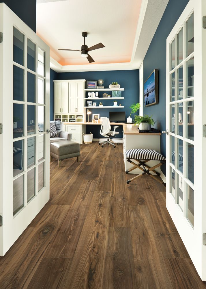 Mohawk Revwood Premier Morena Cliffs Cliffside Pecan CAD40-4
